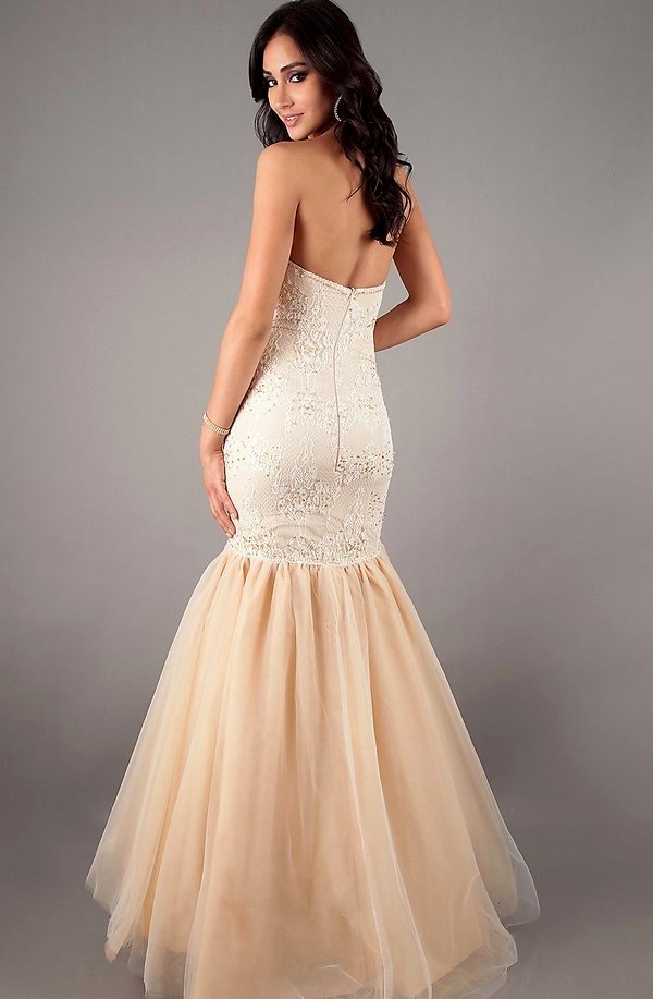 Золотистое свадебное платье айвори силуэт русалка с открытой спиной